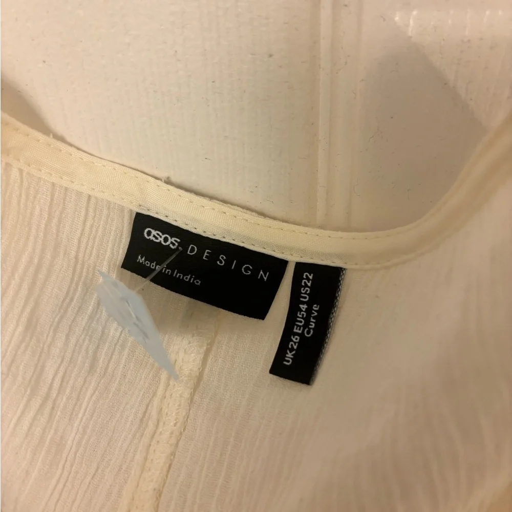 ASOS Design Cream Crop-top